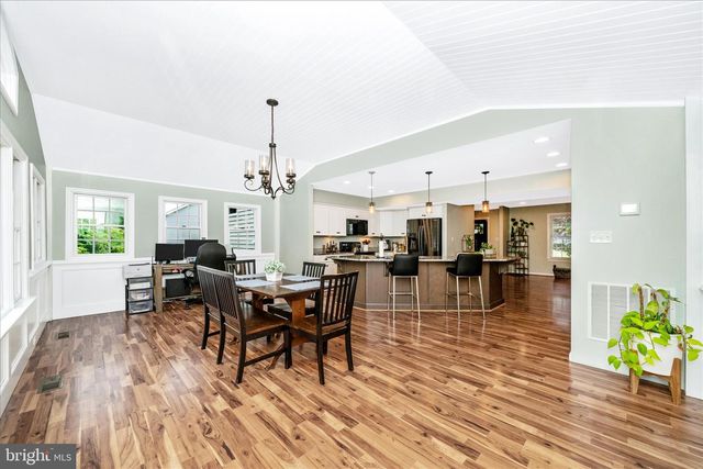 24717 SHOWBARN CIR, Damascus, MD 20872