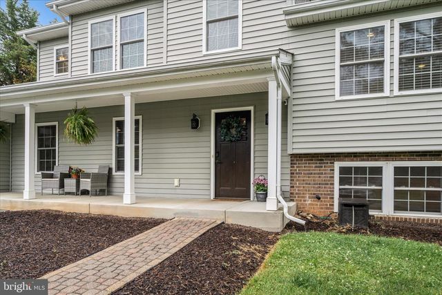 24717 SHOWBARN CIR, Damascus, MD 20872