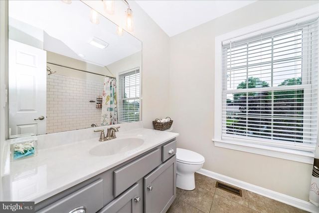 24717 SHOWBARN CIR, Damascus, MD 20872