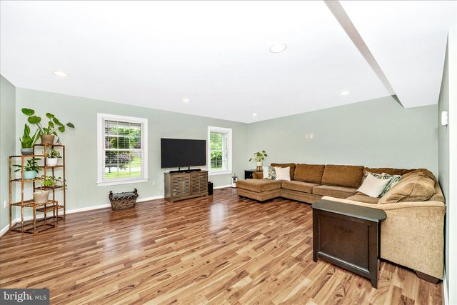 24717 SHOWBARN CIR, Damascus, MD 20872