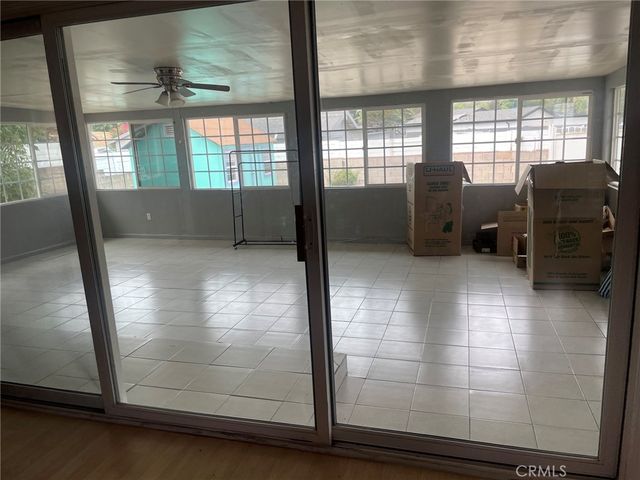8233 Fallbrook Avenue, West Hills, CA 91304