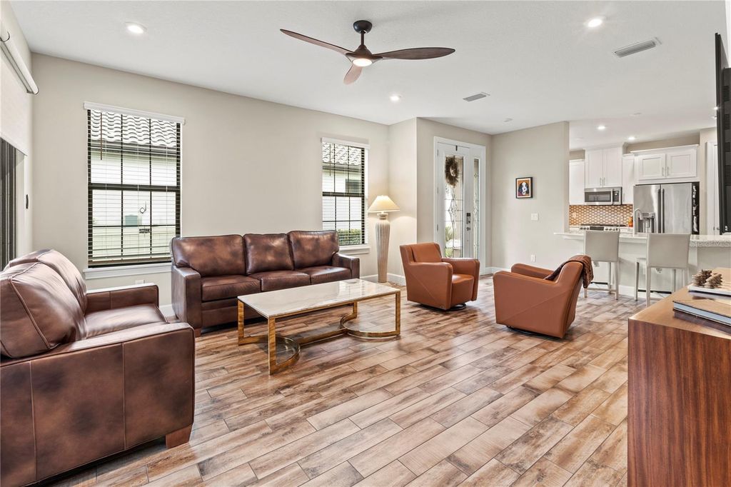 Image 17 of property listing at 14655 DERNA TERRACE, Bradenton, FL 34211