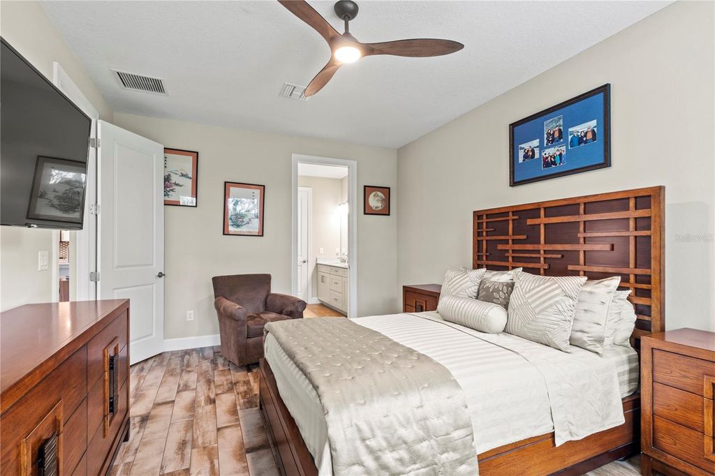 Image 21 of property listing at 14655 DERNA TERRACE, Bradenton, FL 34211