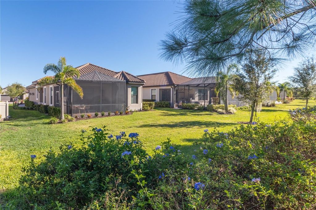 Image 38 of property listing at 14655 DERNA TERRACE, Bradenton, FL 34211