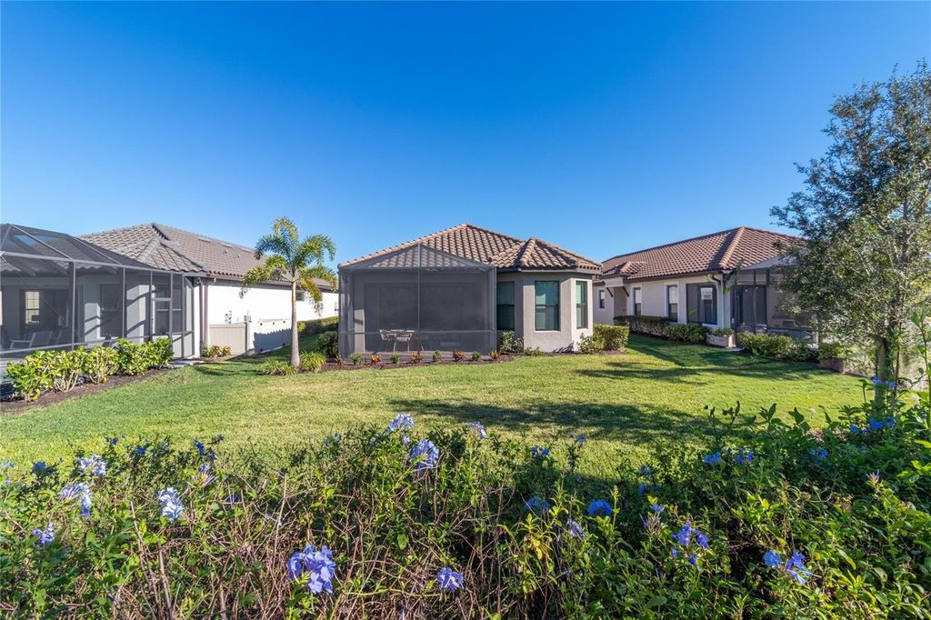 Image 39 of property listing at 14655 DERNA TERRACE, Bradenton, FL 34211