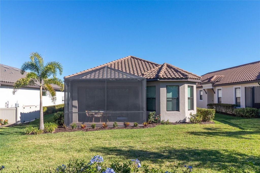 Image 40 of property listing at 14655 DERNA TERRACE, Bradenton, FL 34211