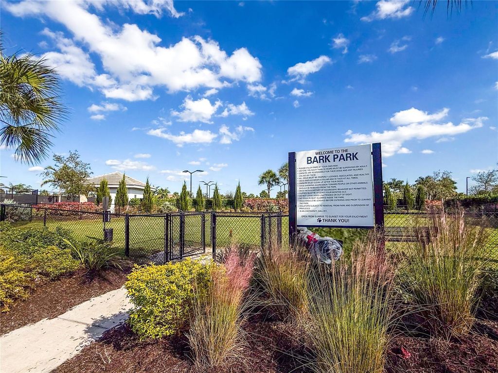 Image 66 of property listing at 14655 DERNA TERRACE, Bradenton, FL 34211