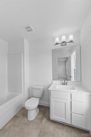 1 TBB Bradford @ Chateau De Fond Du Lac, Lake St Louis, MO 63367