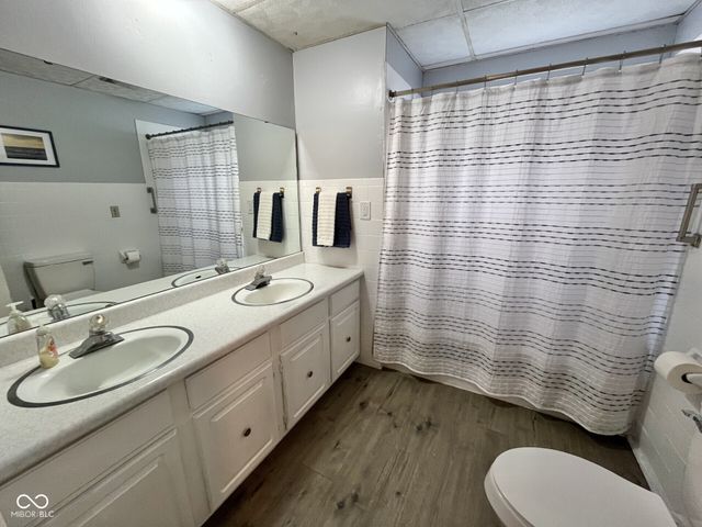 1913 Lee Street, Columbus, IN 47201