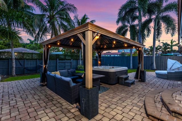 210 SE Park Street, Dania Beach, FL 33004