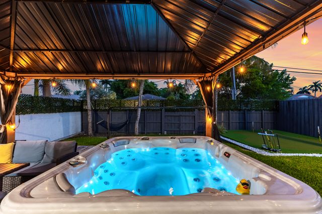 210 SE Park Street, Dania Beach, FL 33004