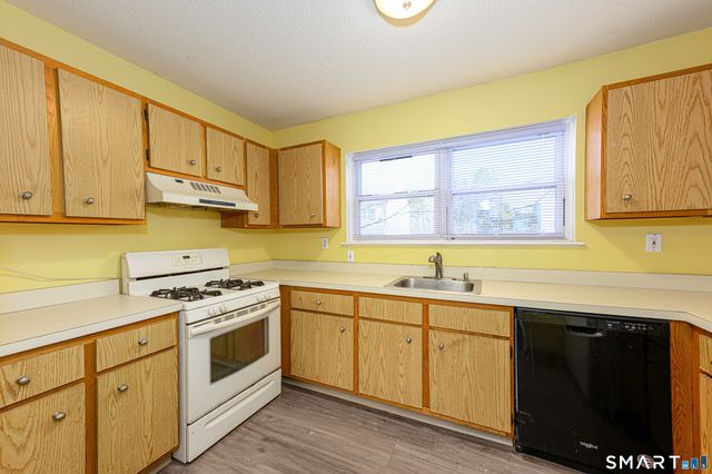 418 Woodward Avenue 9, New Haven, CT 06512