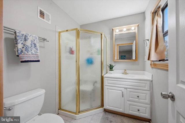 516 FRIENDS WAY, Upper Chichester Twp, PA 19061