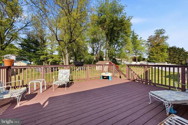 516 FRIENDS WAY, Upper Chichester Twp, PA 19061