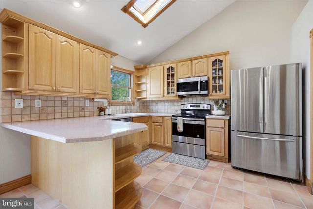 516 FRIENDS WAY, Upper Chichester Twp, PA 19061