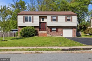 516 FRIENDS WAY, Upper Chichester Twp, PA 19061