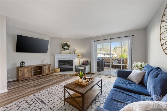 1301 Maple Shade Lane, Charlotte, NC 28270