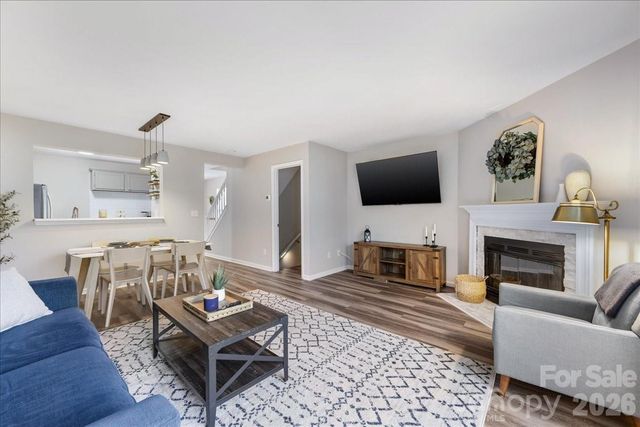 1301 Maple Shade Lane, Charlotte, NC 28270