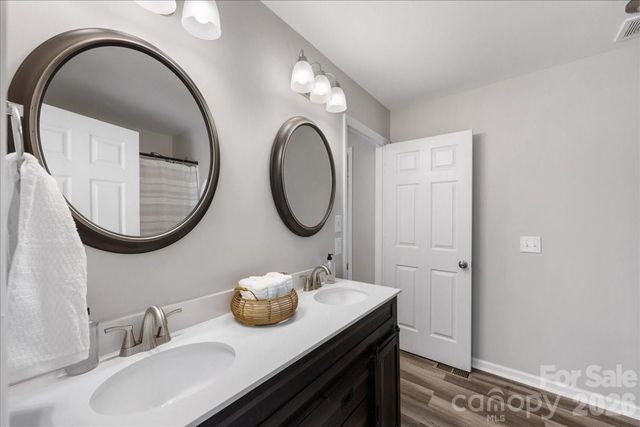 1301 Maple Shade Lane, Charlotte, NC 28270