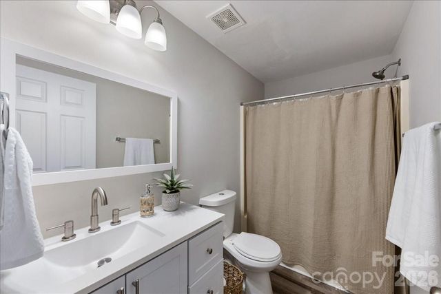 1301 Maple Shade Lane, Charlotte, NC 28270