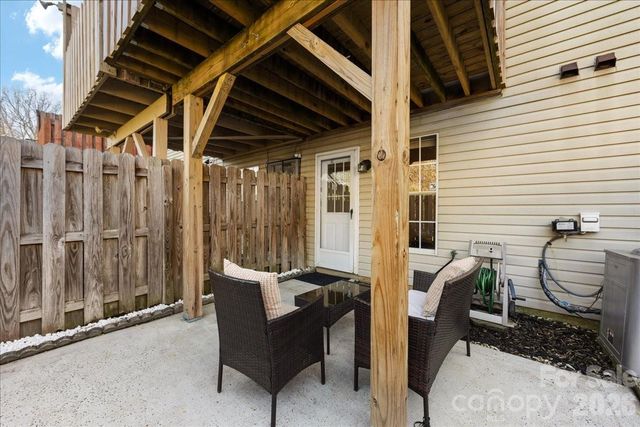 1301 Maple Shade Lane, Charlotte, NC 28270