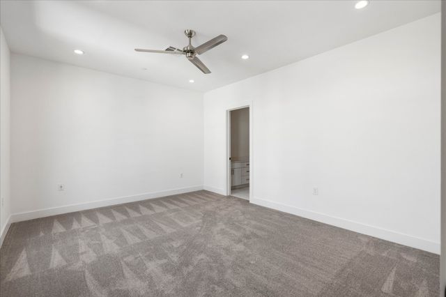 2107 N Garrett Avenue 101, Dallas, TX 75206