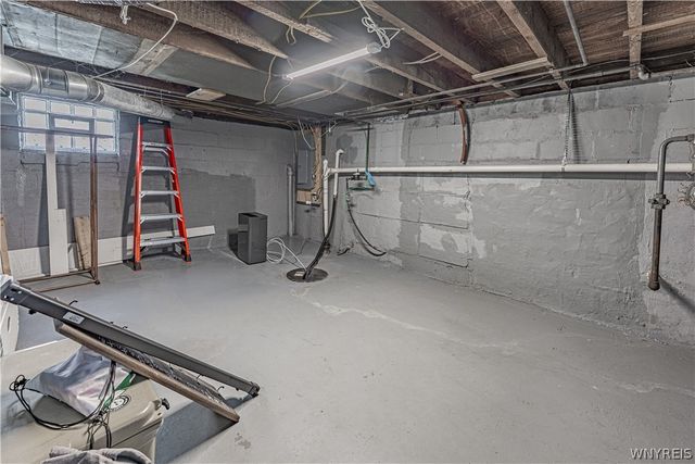 29 East Felton Street, North Tonawanda, NY 14120