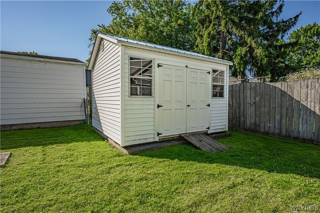 29 East Felton Street, North Tonawanda, NY 14120