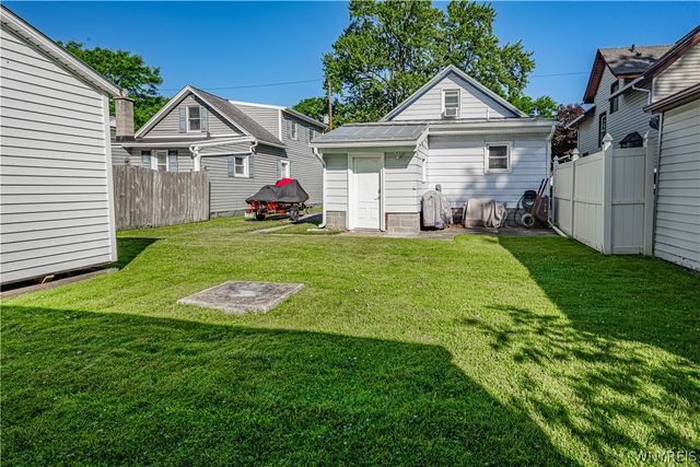 29 East Felton Street, North Tonawanda, NY 14120
