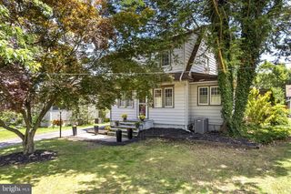 256 RHOADS AVE, Haddonfield, NJ 08033