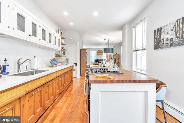 2454 W 16TH ST, Wilmington, DE 19806
