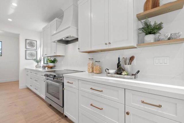 56 Sunnyside Avenue, Campbell, CA 95008