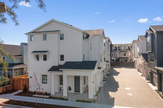 56 Sunnyside Avenue, Campbell, CA 95008