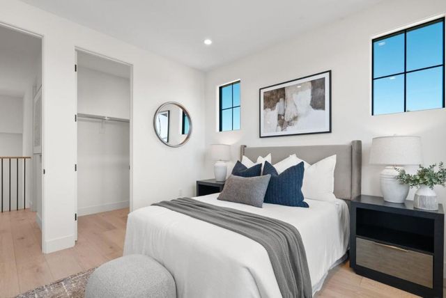 56 Sunnyside Avenue, Campbell, CA 95008