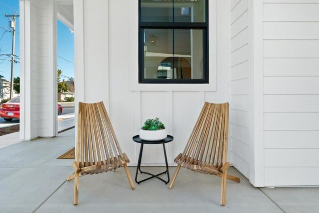 56 Sunnyside Avenue, Campbell, CA 95008