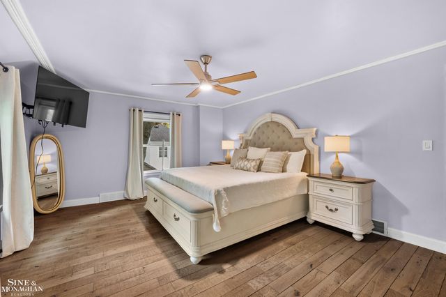 652 Pemberton Road, Grosse Pointe Park, MI 48230
