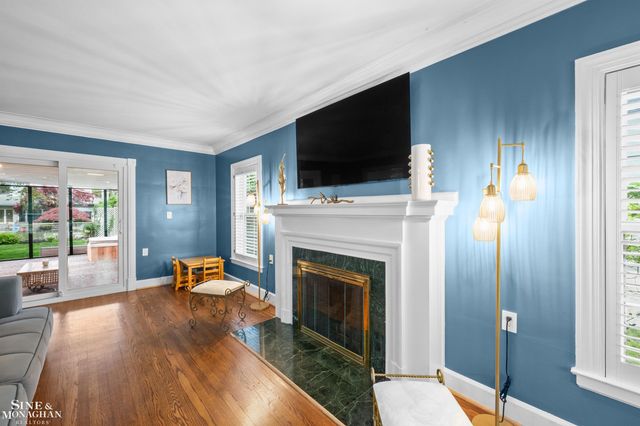 652 Pemberton Road, Grosse Pointe Park, MI 48230