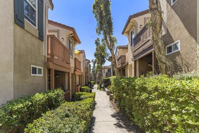 6113 Paseo Granito, Carlsbad, CA 92009