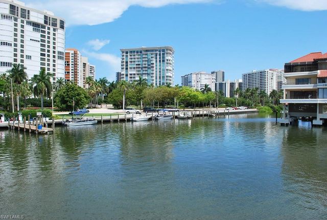 4140 Crayton RD D6, Naples, FL 34103