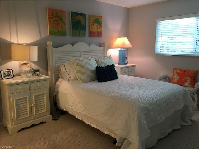 4140 Crayton RD D6, Naples, FL 34103