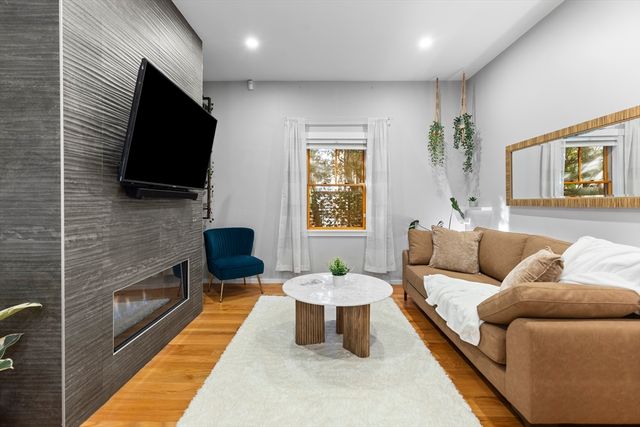 308 Broadway 308, Cambridge, MA 02139