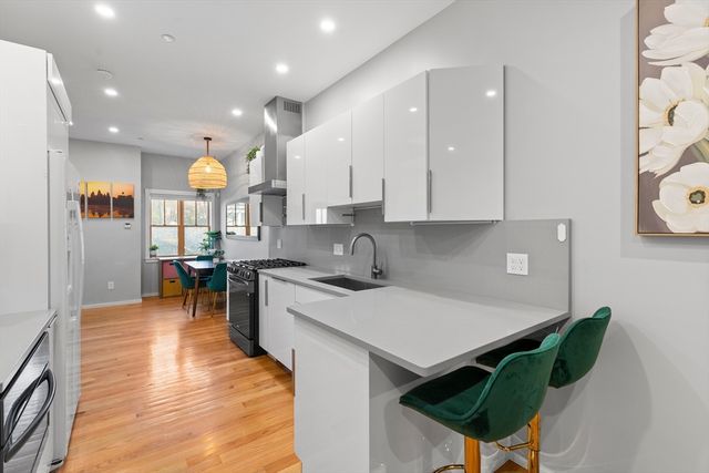 308 Broadway 308, Cambridge, MA 02139