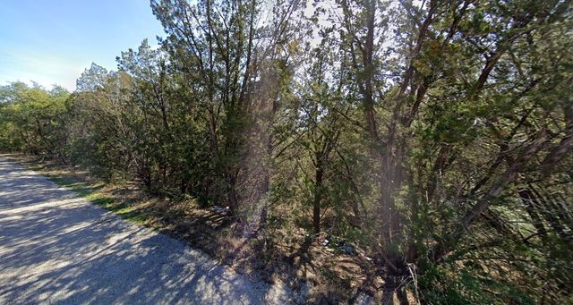 1729 Hidden Valley Road, Granbury, TX 76049