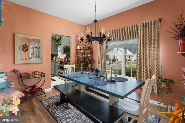82 WAGON WHEEL LANE, Columbus, NJ 08022