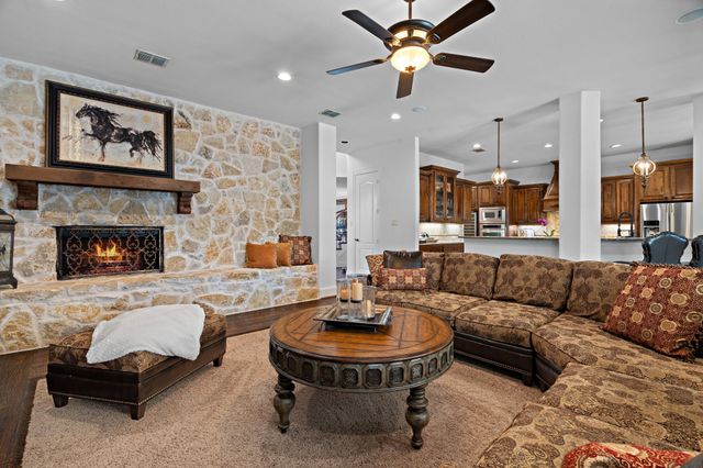 9051 Cedar Ridge, Lantana, TX 76226