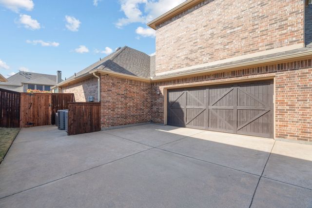 9051 Cedar Ridge, Lantana, TX 76226