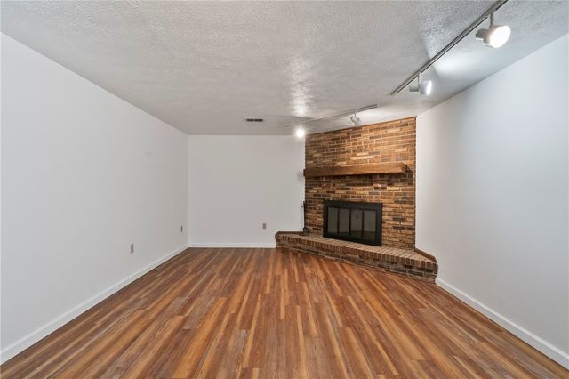 1004 River Oaks Dr, Aspinwall, PA 15215