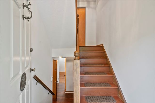1004 River Oaks Dr, Aspinwall, PA 15215