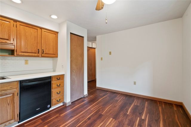 1004 River Oaks Dr, Aspinwall, PA 15215