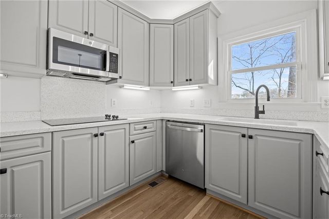 5305 Coveview Court, Greensboro, NC 27407